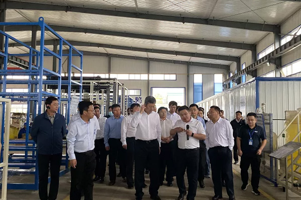 內(nèi)蒙古自治區(qū)黨委常委、通遼市委書記孟憲東攜考察團到一諾環(huán)境考察指導